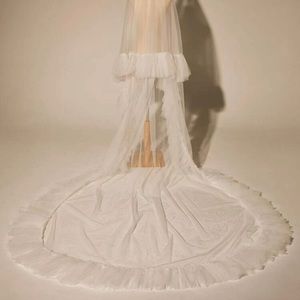 Ruffle wedding bridal veil